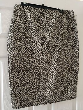 Express Leopard-Print High-Rise Pencil Skirt in Cream and Black Size Large